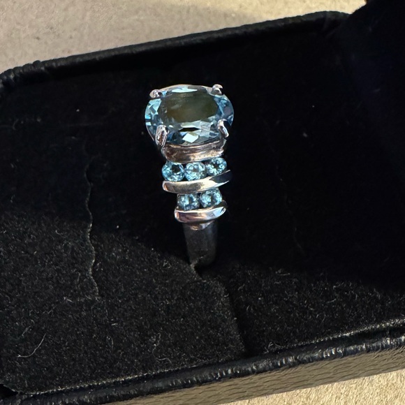 Sterling Silver and Blue Topaz Ring - Picture 2 of 5